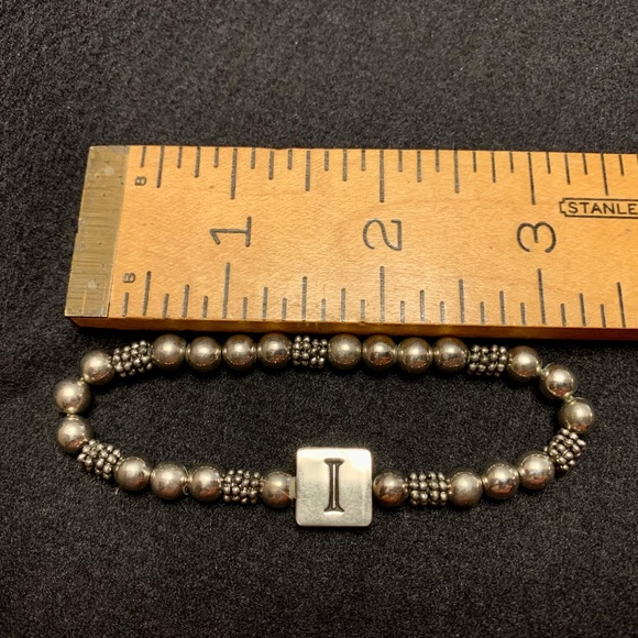 Monogram Initial I silver charm bracelet, stretch - Picture 3 of 5